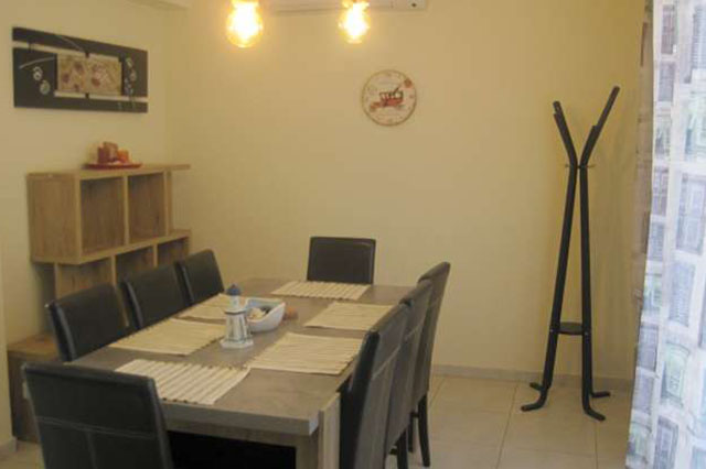 wedding restaurant cyprus pernera protaras polyxenia isaak cafeteria.jpg_0008_dining table
